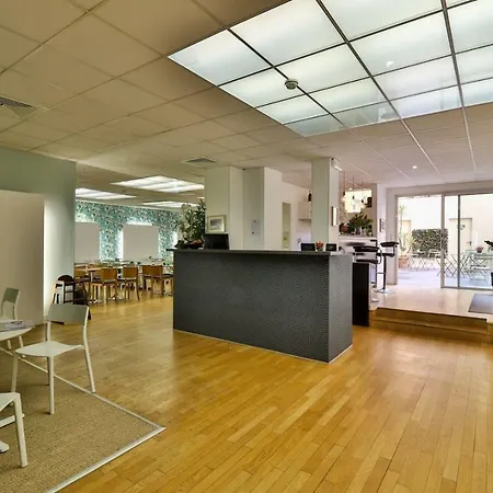 Le Noailles Gare Nice