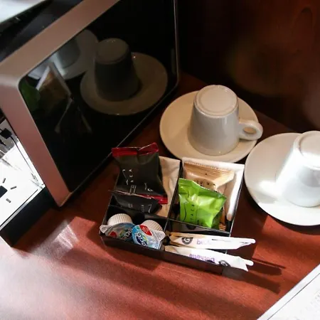 Le Noailles Gare 3* Ницца