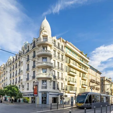 Отель Le Noailles Gare