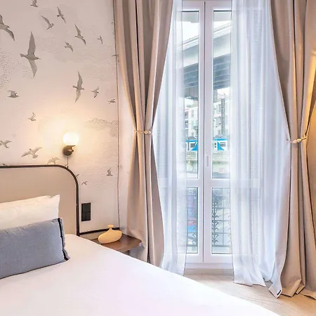 Le Noailles Gare Hotel