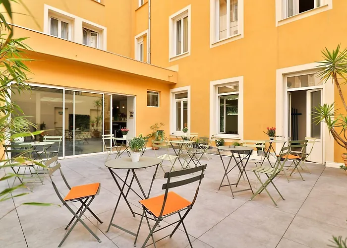 Le Noailles Gare Ξενοδοχείο 3*